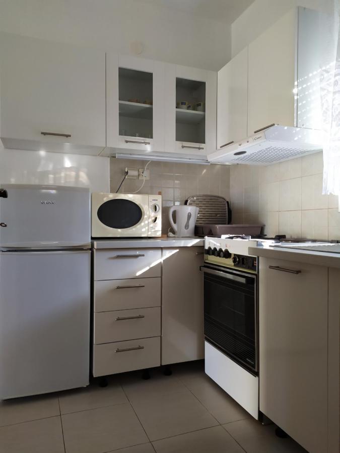 Apartmani Vjeko ヴィル エクステリア 写真