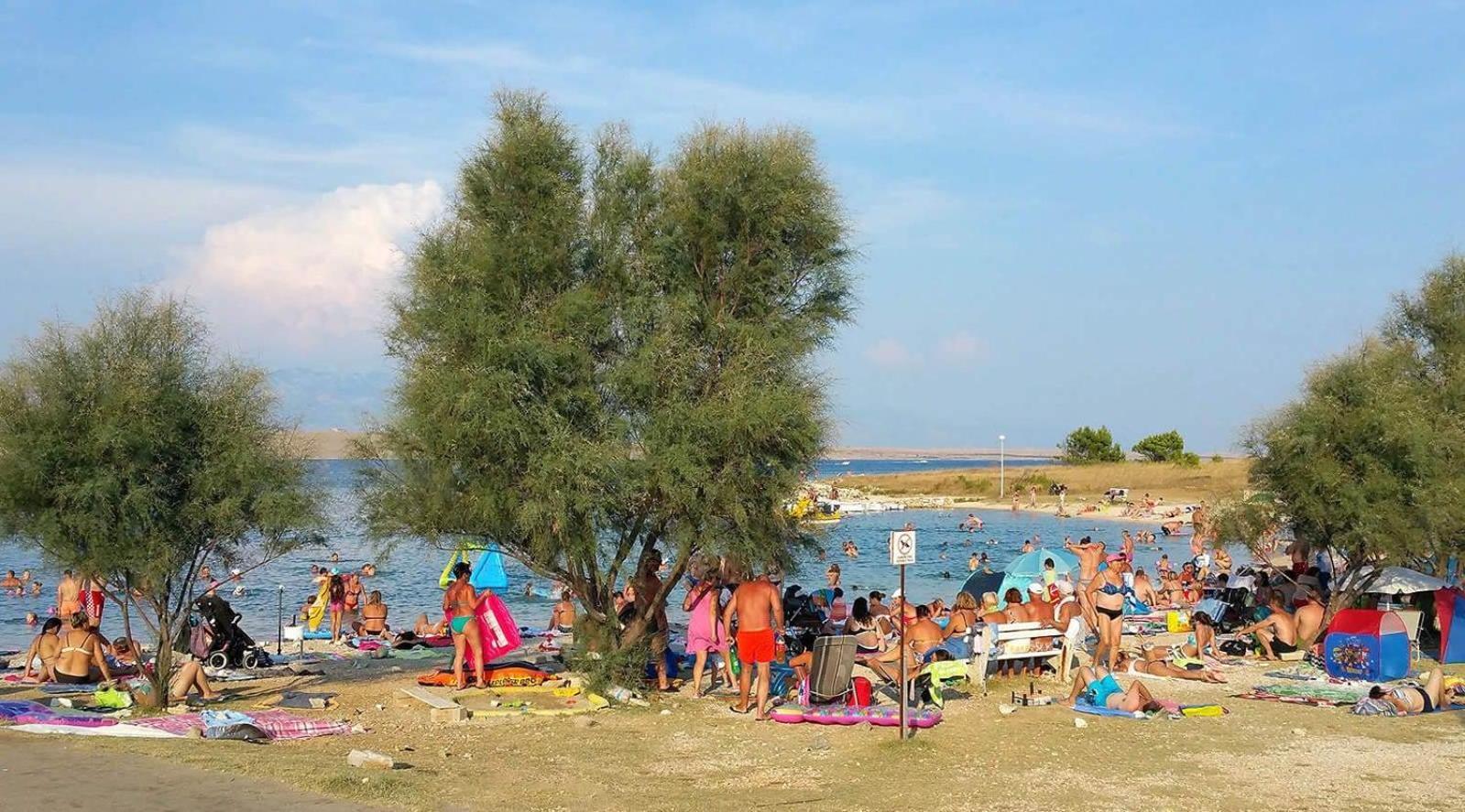 Apartmani Vjeko ヴィル エクステリア 写真